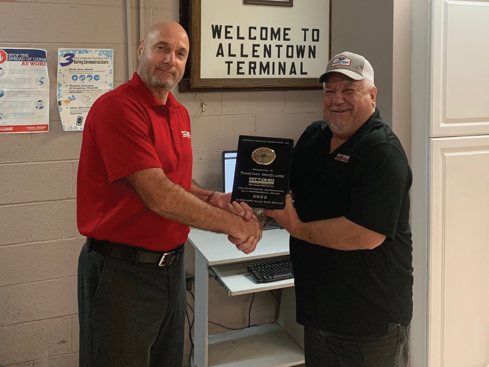 PITT OHIO Driver recognized for safety accomplishments..